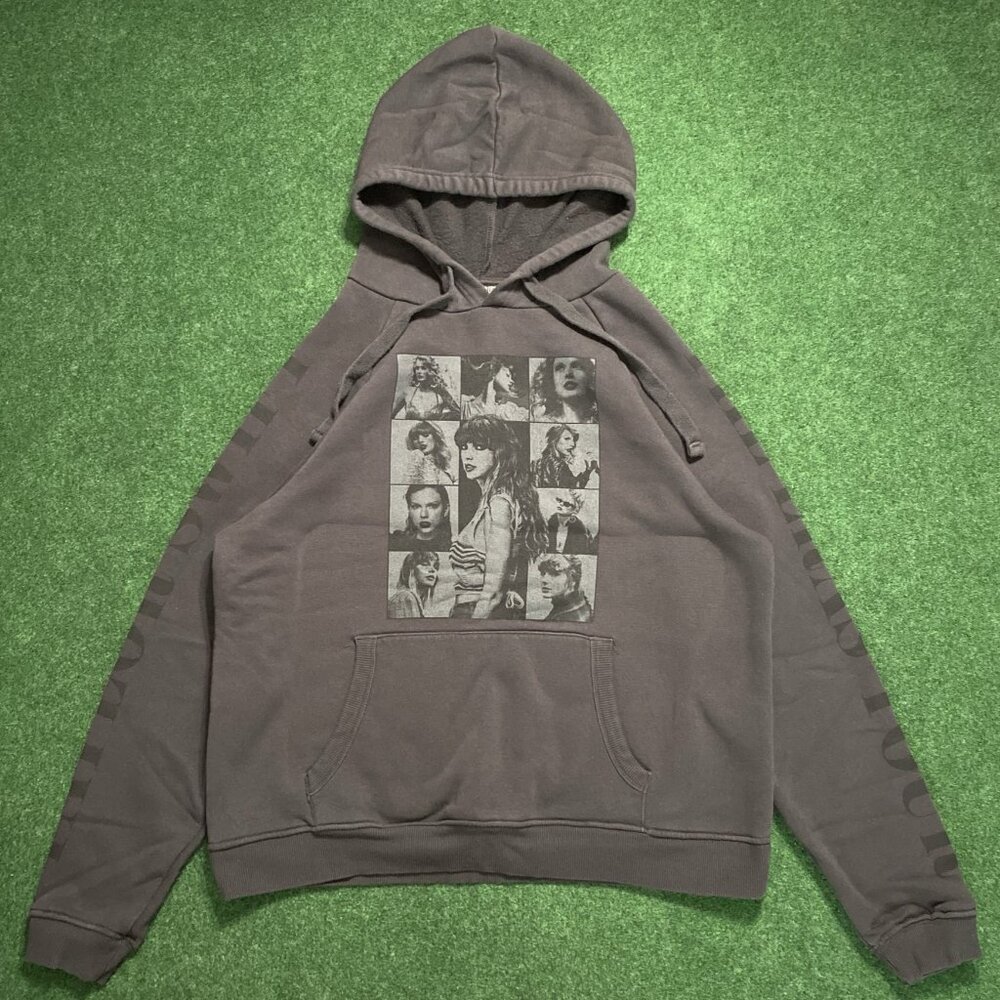 Taylor Swift The Eras Tour Women’s Monogram Portrait Collage Hoodie Small Black